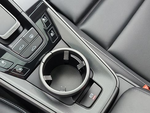 Certified 2024 Porsche 911 Carrera S image 28