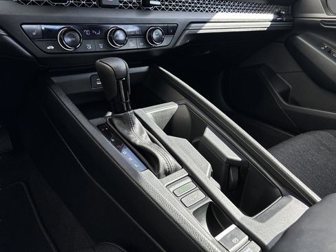 Certified 2025 Honda Accord SE image 26