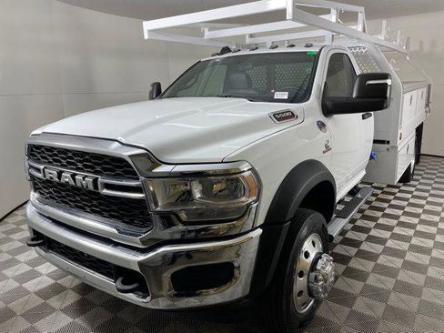 New 2024 RAM 5500 Tradesman image 10