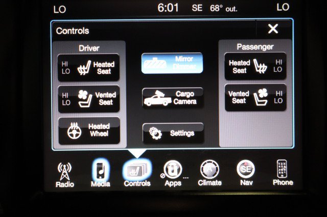 Used 2015 RAM 2500 Laramie w/ Black Appearance Group AWD/4WD image 46
