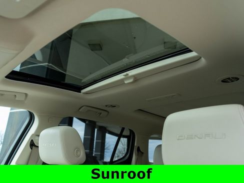 Used 2021 GMC Acadia Denali w/ GMC Pro Grade Package image 12