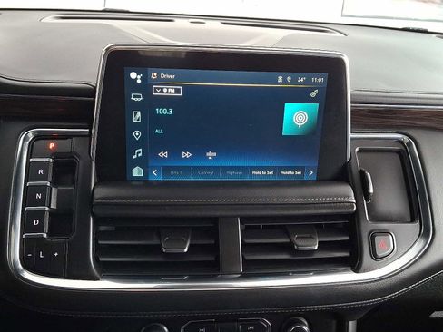 Used 2023 Chevrolet Tahoe LT w/ Luxury Package image 18