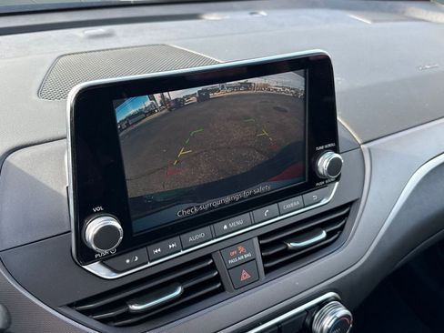 New 2025 Nissan Altima 2.5 SR image 28