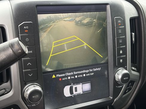 Used 2018 GMC Sierra 1500 Denali w/ Denali Ultimate Package image 17