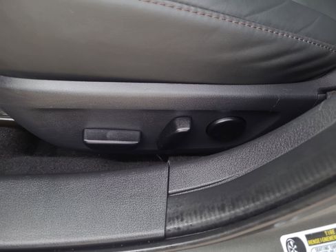 Used 2024 MAZDA MAZDA3 s image 17