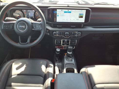 Used 2024 Jeep Gladiator Rubicon w/ Technology Group AWD/4WD image 11