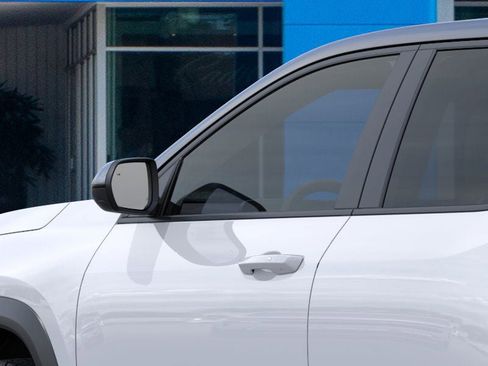 New 2026 Chevrolet Equinox LT image 12