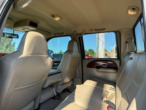 Used 2006 Ford F350 Lariat AWD/4WD image 18