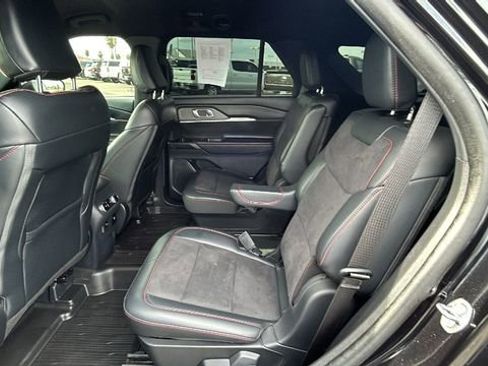 Certified 2025 Ford Explorer ST image 16