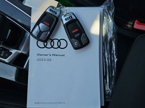 Used 2023 Audi Q5 2.0T Premium Plus AWD/4WD image 5