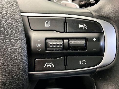 Used 2023 Kia Sportage EX image 20