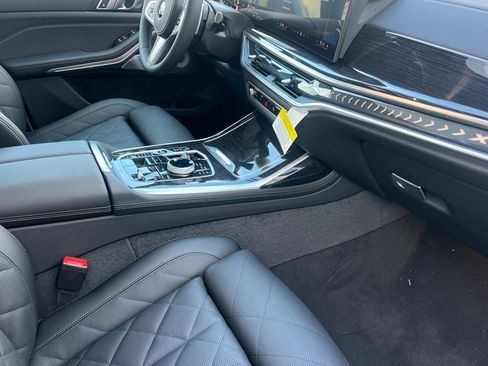 New 2026 BMW X7 xDrive40i image 27