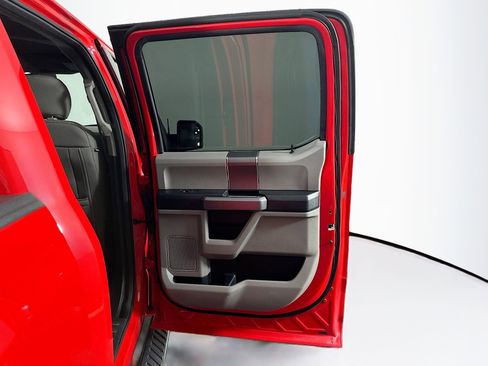 Used 2018 Ford F150 XLT w/ Equipment Group 302A Luxury image 29