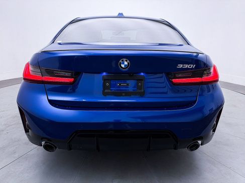 Used 2025 BMW 330i Sedan w/ M Sport Package image 15