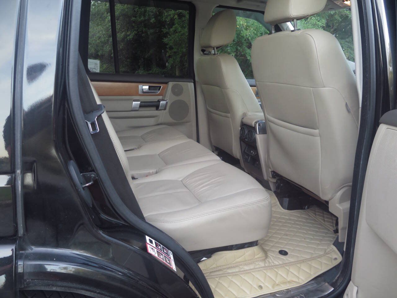 Used 2012 Land Rover LR4 HSE LUX w/ Luxury Pkg AWD/4WD image 15