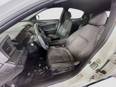 Used 2018 Honda Civic Sport image 21