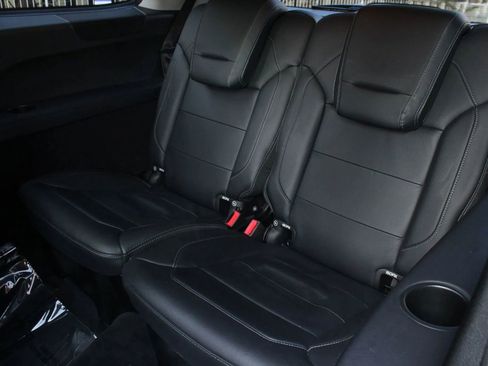 Used 2018 Mercedes-Benz GLS 550 4MATIC image 20