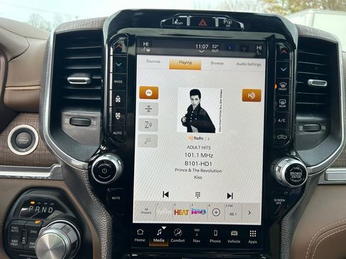 Used 2023 RAM 1500 Limited image 29