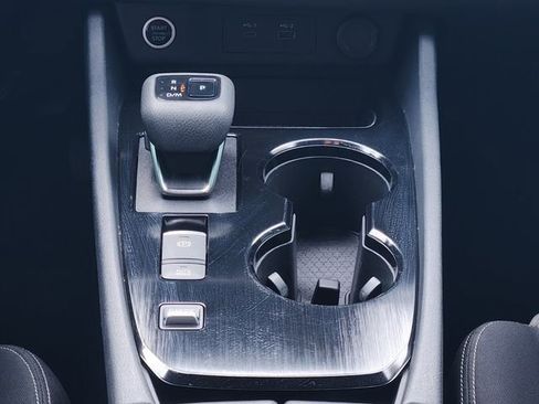 Used 2021 Nissan Rogue SV image 14