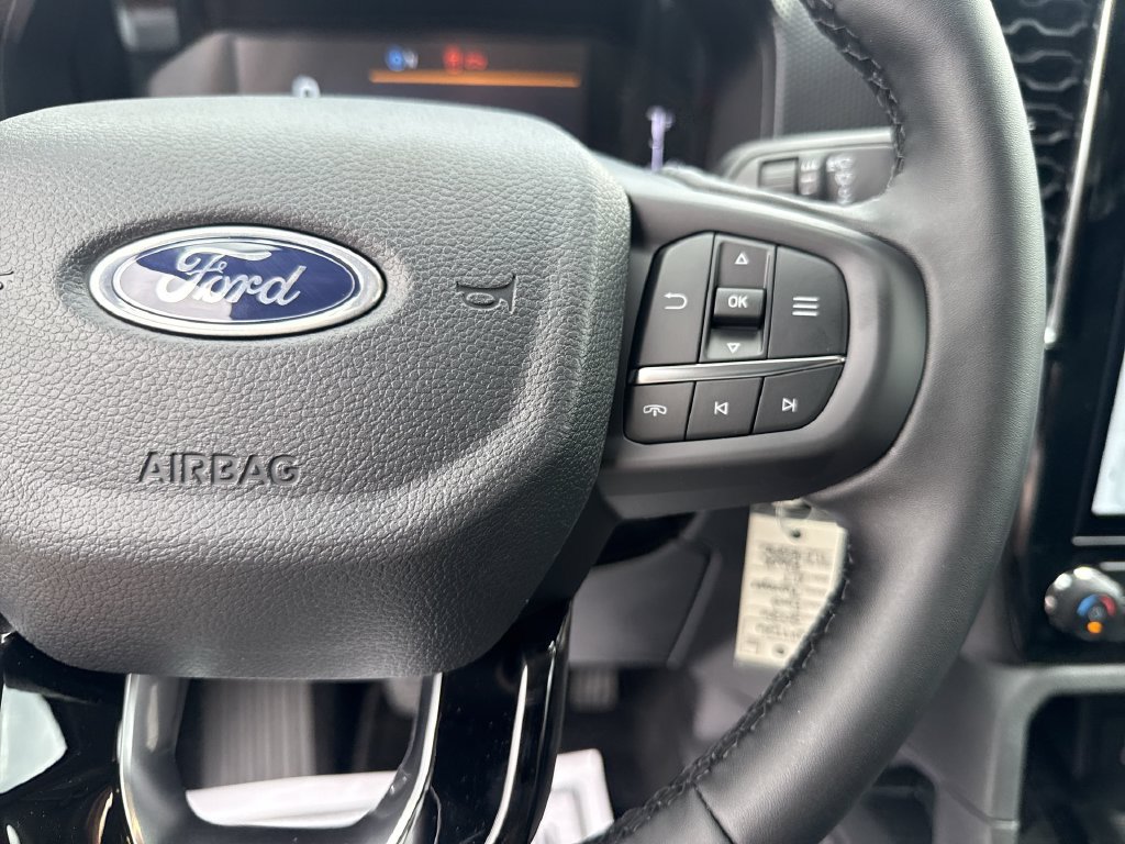 New 2026 Ford Ranger XLT w/ Black Appearance Package AWD/4WD image 16