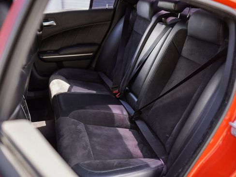 Used 2017 Dodge Charger R/T Scat Pack w/ Beats Audio Group image 22