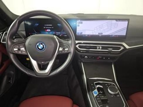 Used 2023 BMW i4 eDrive35 w/ Premium Package RWD image 3