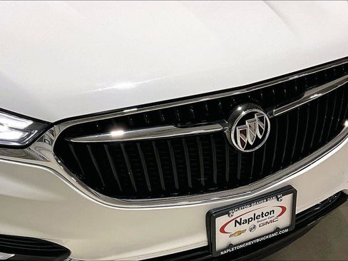 Used 2019 Buick Enclave Essence image 29