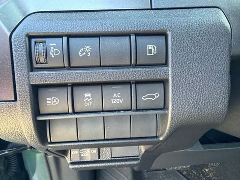 Certified 2025 Toyota 4Runner TRD Off-Road Premium AWD/4WD image 5