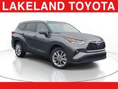 Used 2023 Toyota Highlander Limited