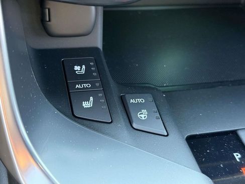 Used 2025 Lexus LX 600 4WD w/ Accessory Package (2T) image 24