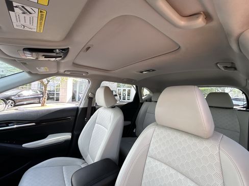 Used 2022 Kia Seltos SX w/ Sunroof Package AWD/4WD image 19