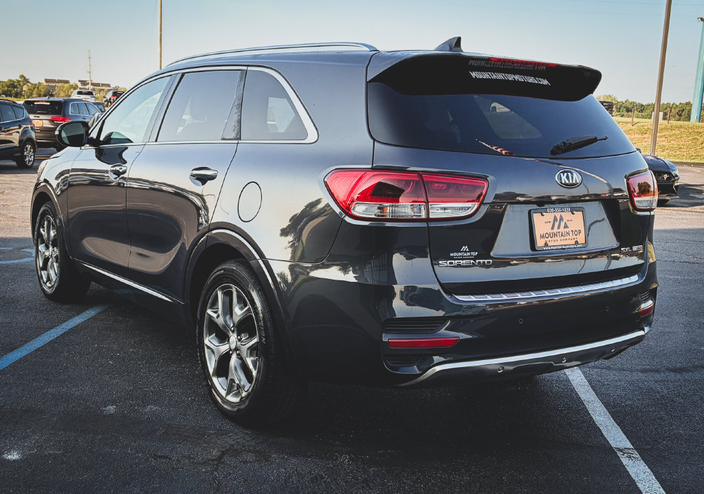 Used 2016 Kia Sorento SX w/ SXL Technology Package FWD image 24