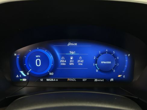 Used 2021 Ford Escape SEL w/ Technology Package AWD/4WD image 14