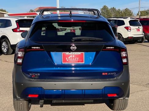 New 2026 Nissan Kicks SR w/ Cold Weather Package image 4