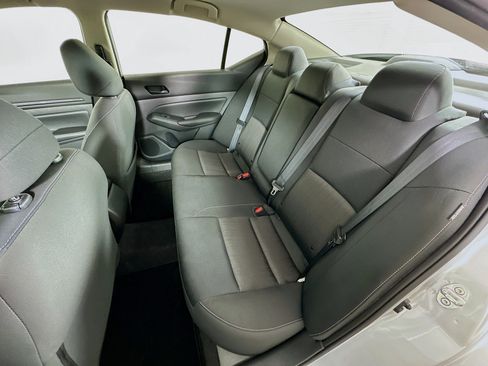 Used 2024 Nissan Altima 2.5 SV FWD image 26