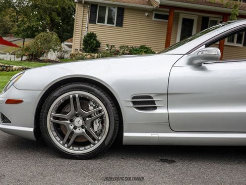 Used 2008 Mercedes-Benz SL 55 AMG image 4