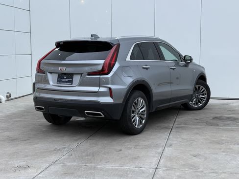 Used 2024 Cadillac XT4 Premium Luxury image 7