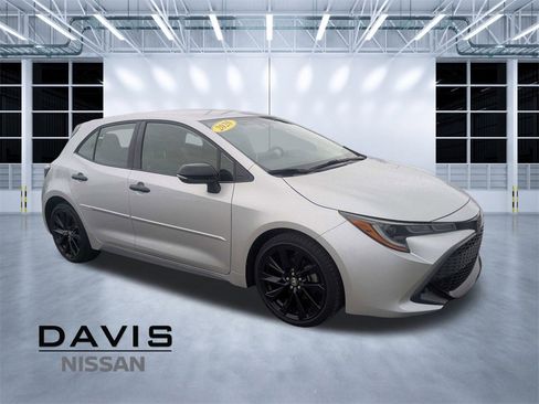 Used 2020 Toyota Corolla SE image 1