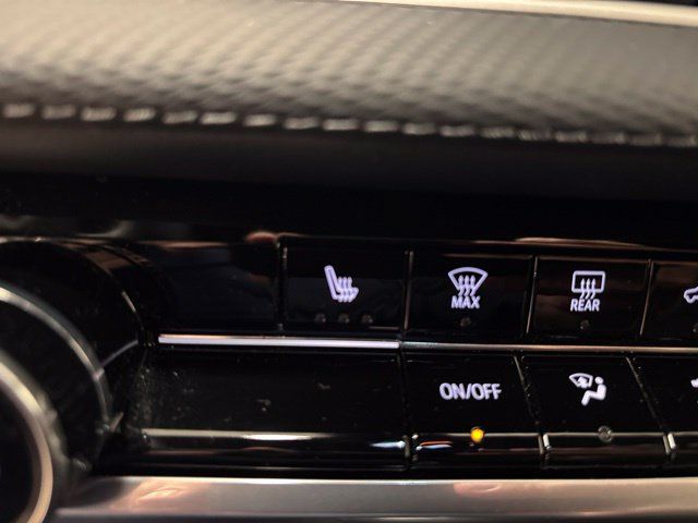 Used 2026 Chevrolet Equinox LT AWD/4WD image 29