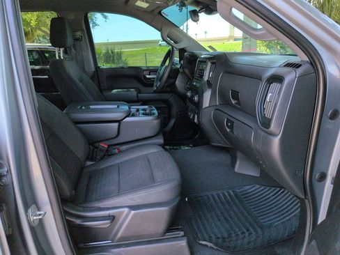 Used 2023 Chevrolet Silverado 1500 Custom AWD/4WD image 25