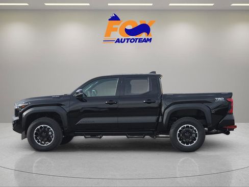 New 2026 Toyota Tacoma TRD Off-Road image 2