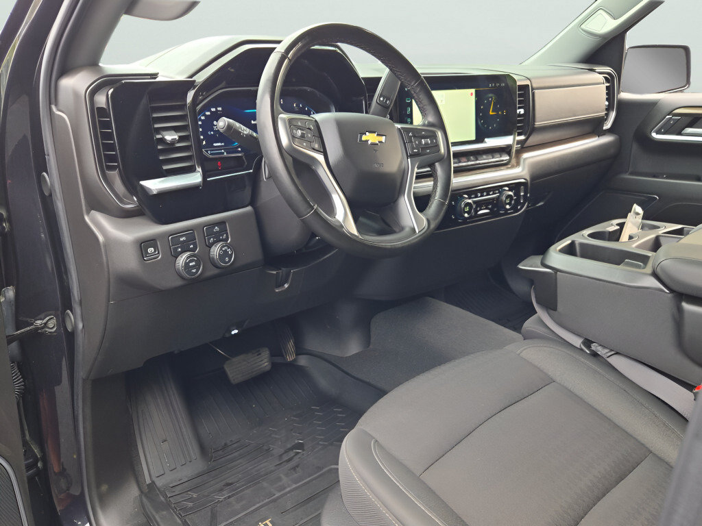 Certified 2024 Chevrolet Silverado 1500 LT AWD/4WD image 27