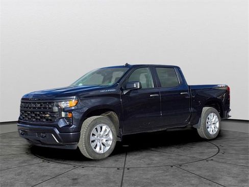 Used 2022 Chevrolet Silverado 1500 Custom image 1