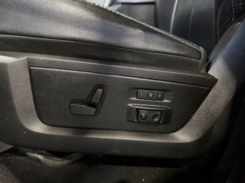 Used 2018 RAM 2500 Laramie image 17