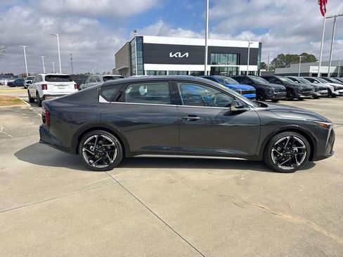 New 2026 Kia K4 GT-Line image 9