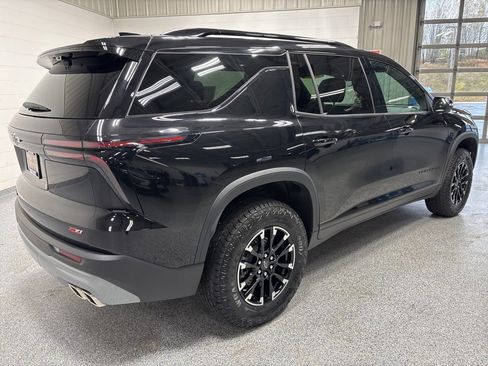 Used 2024 Chevrolet Traverse Z71 w/ Enhanced Driving Package image 7