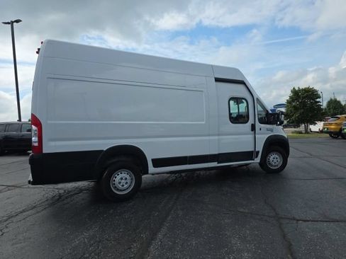 Used 2024 RAM ProMaster 3500 w/ Delivery Van Package FWD image 7