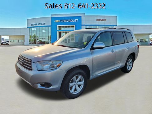Used 2010 Toyota Highlander 2WD image 3