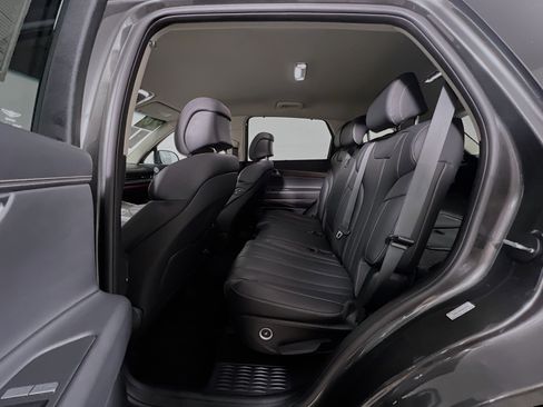 Used 2024 Genesis GV80 2.5T image 29