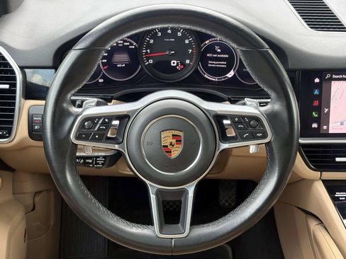 Used 2022 Porsche Cayenne Platinum Edition AWD/4WD image 15